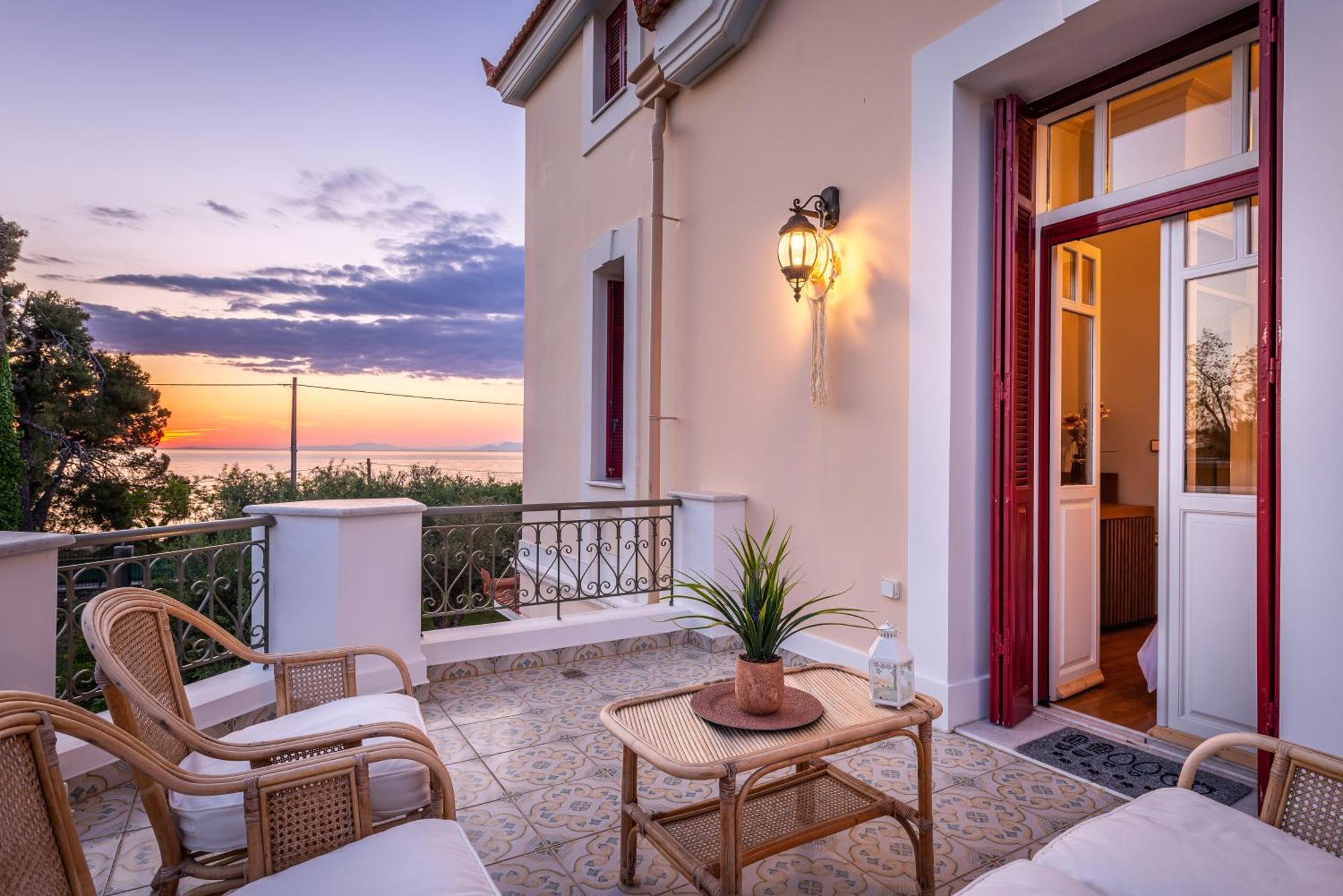 Sunset English Villas Paralia  Bilik gambar