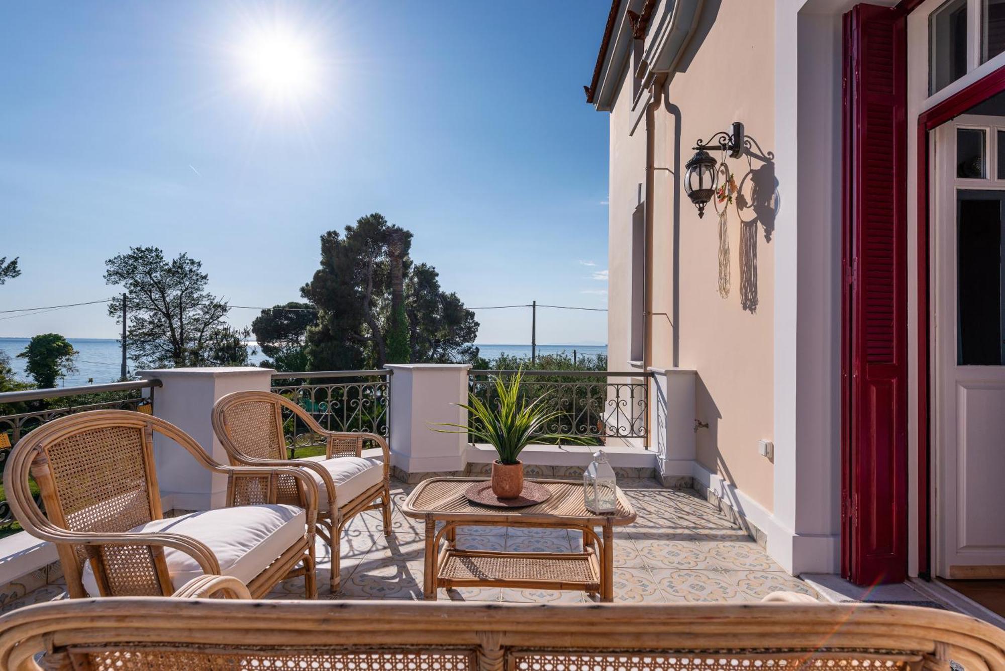 Sunset English Villas Paralia  Bilik gambar