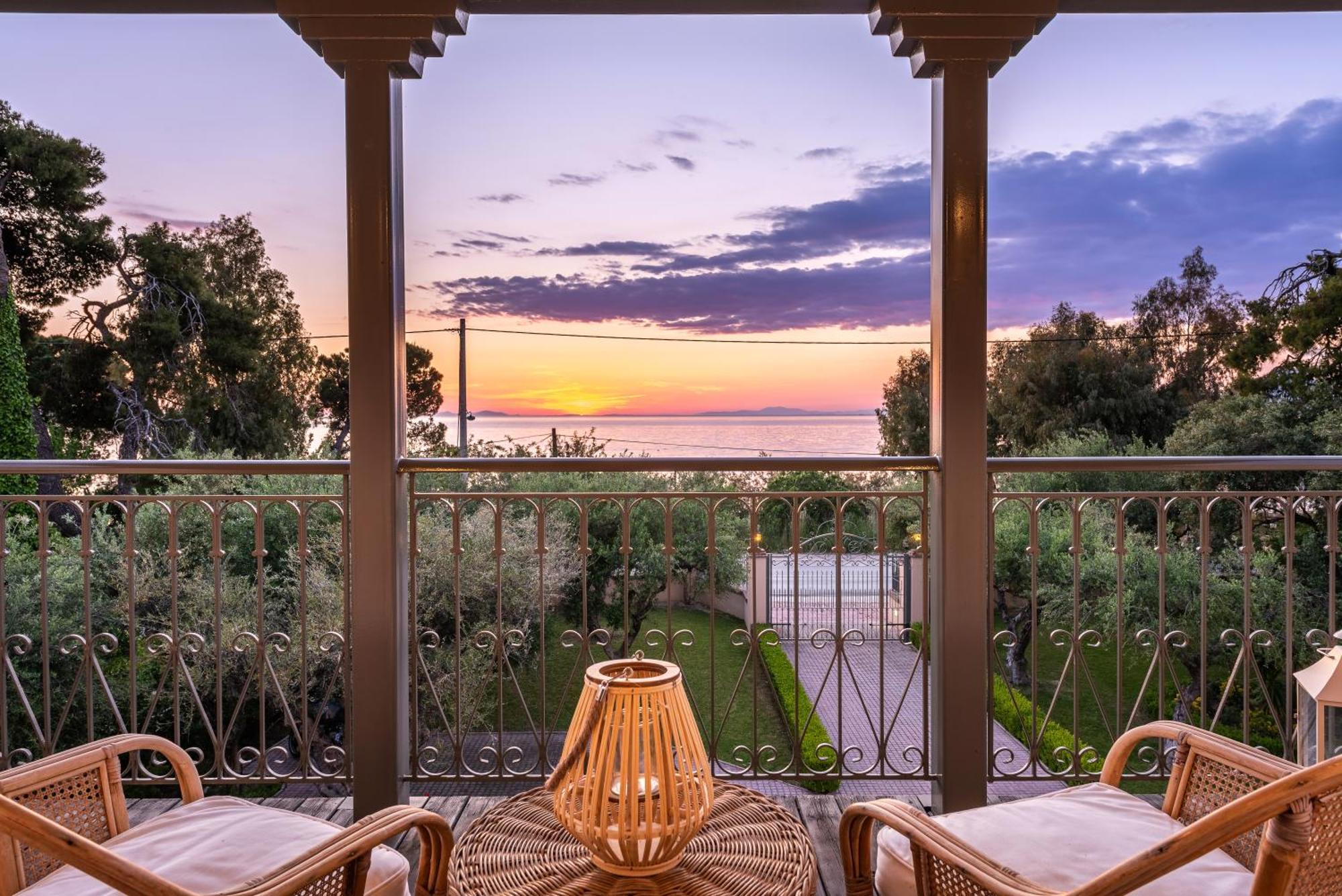Sunset English Villas Paralia  Bilik gambar